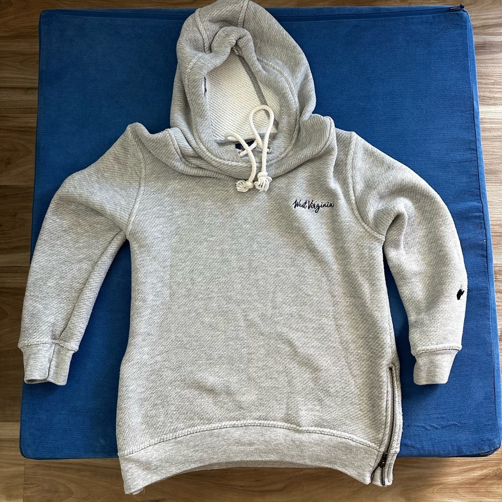 Mountaineer Gray Hooded Sweatshirt